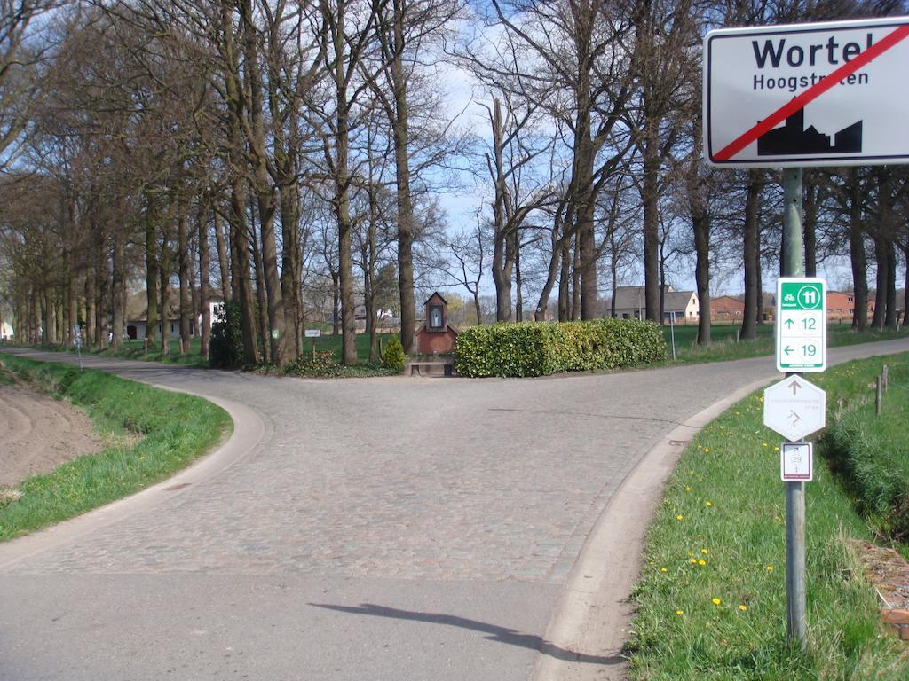 B&B De Grote Plaats Hoogstraten Zewnętrze zdjęcie